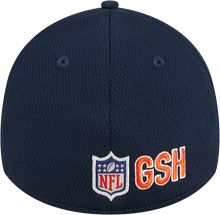 Load image into Gallery viewer, Chicago Bears New Era 2023 NFL Training Camp 39THIRTY Flex Hat - Navy

