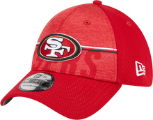 Load image into Gallery viewer, San Francisco 49ers New Era 2023 NFL Training Camp 39THIRTY Flex Hat - Red
