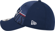 Load image into Gallery viewer, New England Patriots New Era 2023 NFL Training Camp 39THIRTY Flex Hat - Navy
