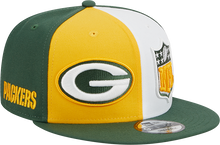 Load image into Gallery viewer, Green Bay Packers New Era 2023 Sideline 9FIFTY Snapback Hat - Gold/Green
