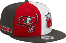Load image into Gallery viewer, Tampa Bay Buccaneers New Era 2023 Sideline 9FIFTY Snapback Hat - Red/Pewter
