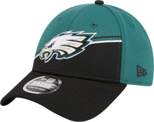 Load image into Gallery viewer, Philadelphia Eagles New Era 2023 Sideline 9FORTY Adjustable Hat - Midnight Green/Black
