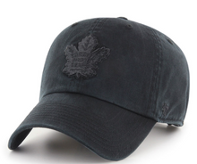 Load image into Gallery viewer, Toronto Maple Leafs &#39;47 Brand Clean Up Cap Black on Black

