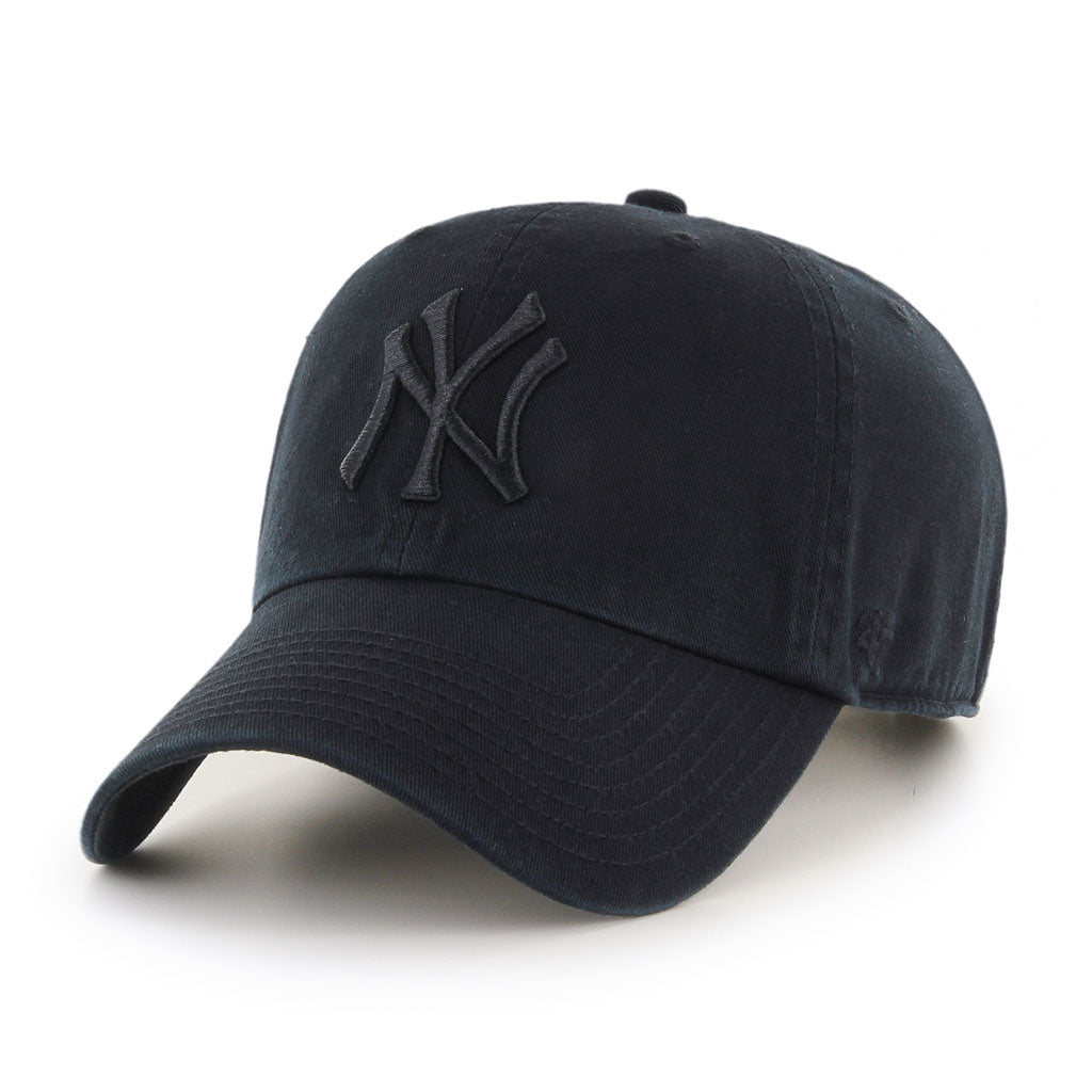 New York Yankees '47 Brand Clean Up Cap Black on Black